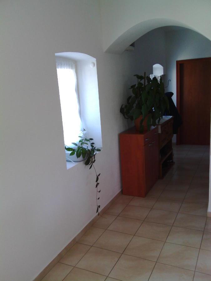 Apartments With A Parking Space Lukoran מראה חיצוני תמונה